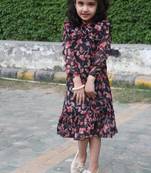 Black multi long tunic in floral chiffon fabric with lining