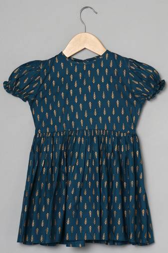 Dark teal-white printed frock in rayon fabric with elasticated sleeves