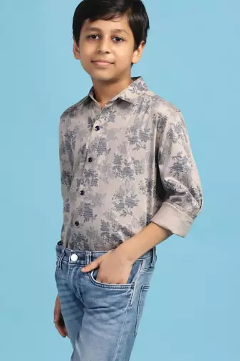 boys grey printed shirt