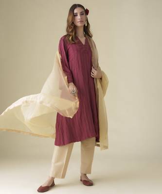 Maroon plain chanderi kurta set with slip 1