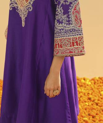 Purple embroidered chanderi silk kurta set 3