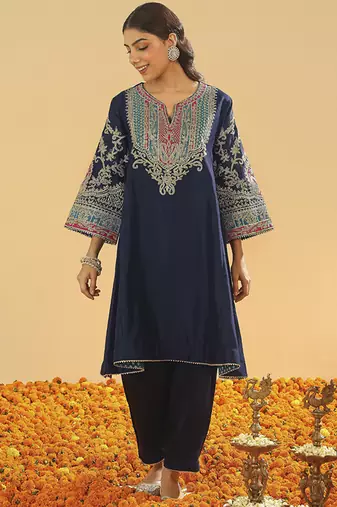 Blue embroidered chanderi silk kurta set