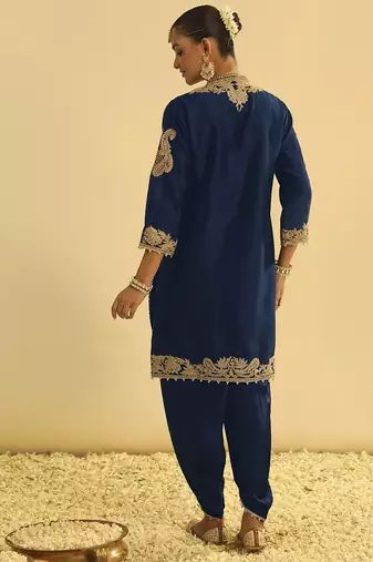 Blue embroidered chanderi silk kurta paired with dhoti