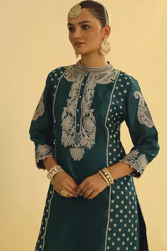 Emerald embroidered chanderi silk kurta paired with dhoti