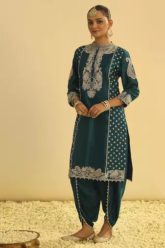 Emerald embroidered chanderi silk kurta paired with dhoti