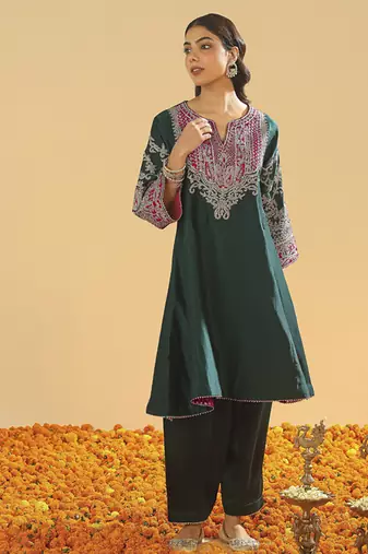 Emerald embroidered chanderi silk kurta set