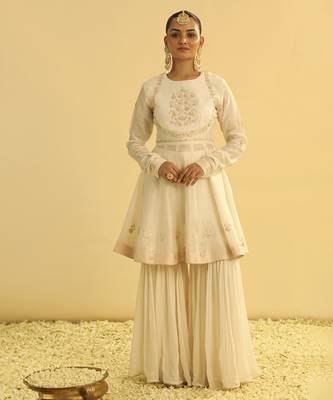 Ivory embroidered chanderi silk gharara set 4