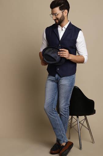Waistcoat with notched lapel