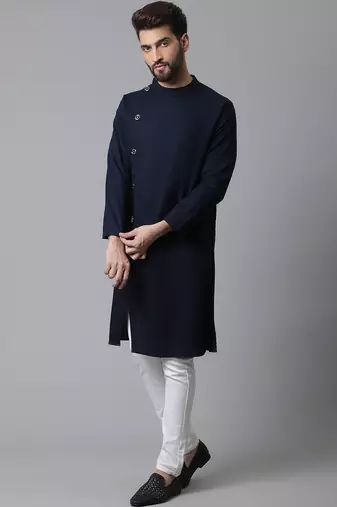 kurta with asymmetrical cut