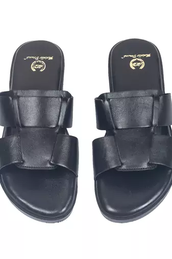 Black solid leather flat