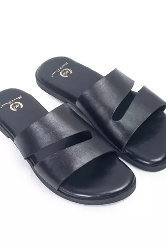 Black solid leather flat