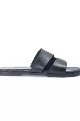 Black solid leather flat