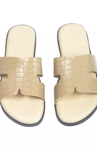 Beige solid leather flat