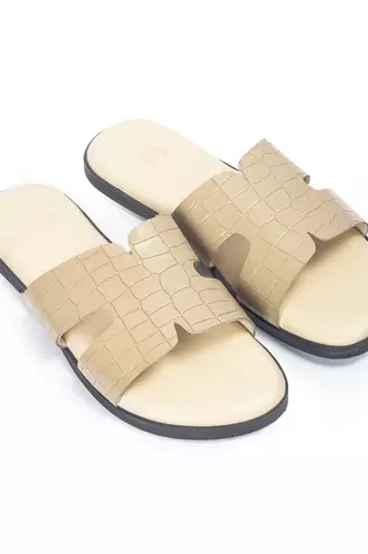 Beige solid leather flat