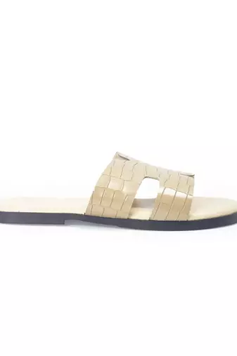 Beige solid leather flat