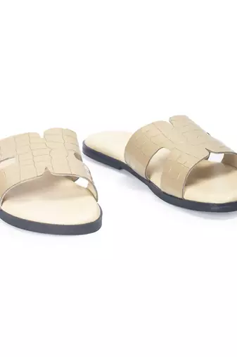 Beige solid leather flat