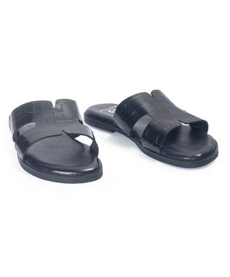 Black solid leather flat 4