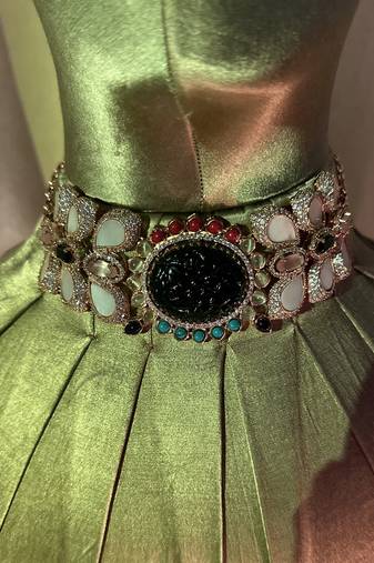 Multi-color onyx