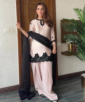 Pink Designer Farsi Salwar Suit with Beads and Sequence Embroidery Work - Three Piece Set 3