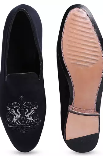 Black woven velvet shoes