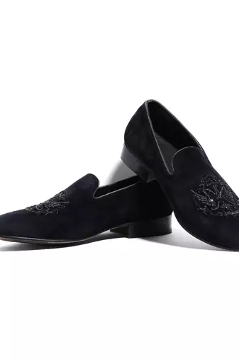 Black woven velvet shoes