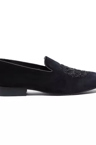 Black woven velvet shoes