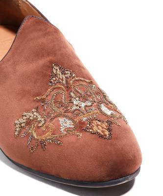 Tan woven velvet shoes 5
