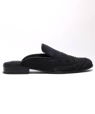 Black woven velvet mules 4