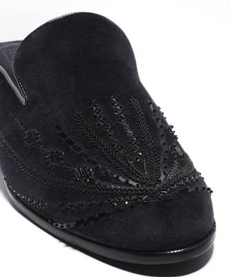 Black woven velvet mules 5