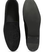 Black woven velvet shoes