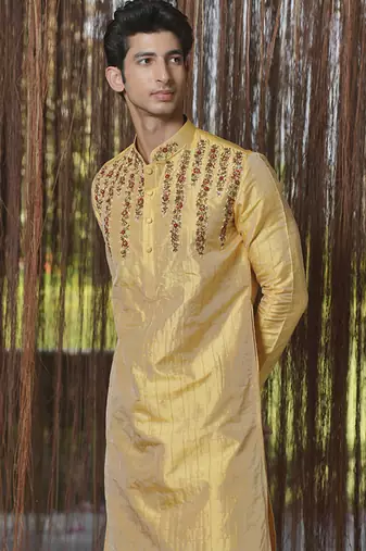 Gold plain silk kurta & dhoti with stole