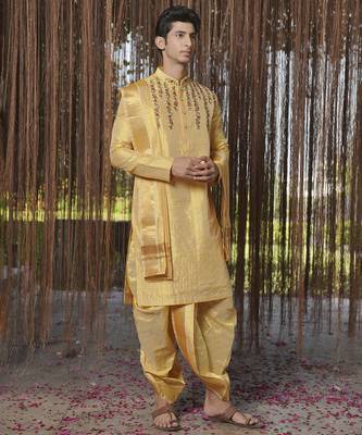 Gold plain silk kurta & dhoti with stole 5