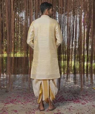 Beige plain silk kurta & dhoti with stole 4