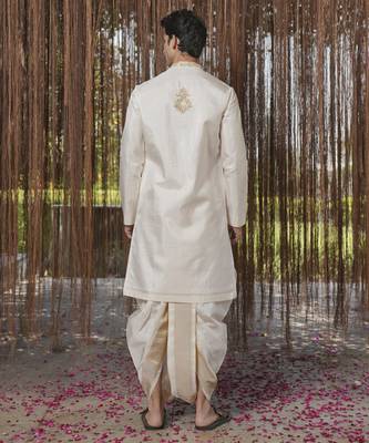 White plain silk kurta & dhoti with stole 3