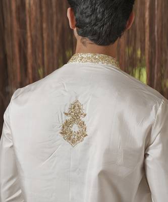 White plain silk kurta & dhoti with stole 4