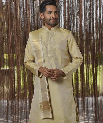 Green plain silk kurta & dhoti with stole 4