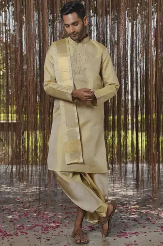 Green plain silk kurta & dhoti with stole