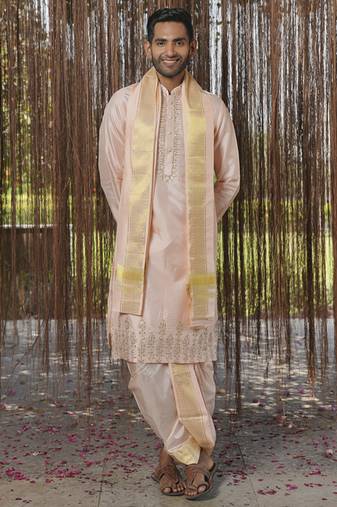 Pink plain silk kurta & dhoti with stole