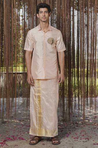 Pink plain silk kurta & dhoti with stole
