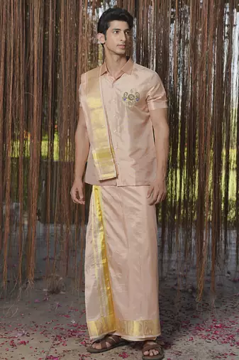 Pink plain silk kurta & dhoti with stole