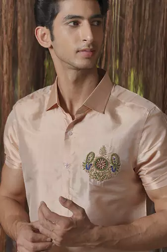 Pink plain silk kurta & dhoti with stole