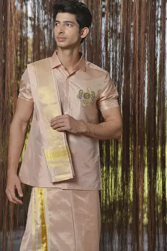 Pink plain silk kurta & dhoti with stole