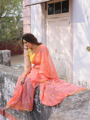 Ganik peach cotton embroidered saree with blouse 4