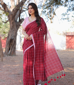 Raat ki rani red checks saree with blouse