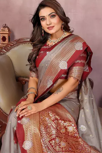Grey handloom kalamkari silk blend saree with zari woven work