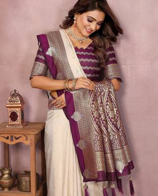 Beige handloom kalamkari silk blend saree with zari woven work 3