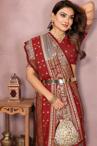 Grey handloom kalamkari silk blend saree with zari woven work