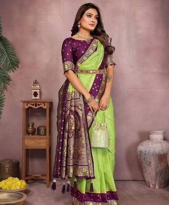 Parrot handloom kalamkari silk blend saree with zari woven work 2