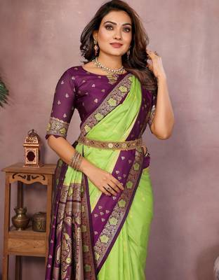 Parrot handloom kalamkari silk blend saree with zari woven work 3
