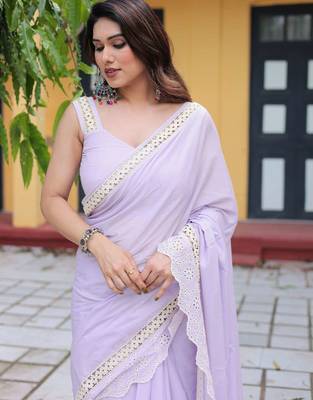 Lakshmi lace work cotton saree with blouse 2